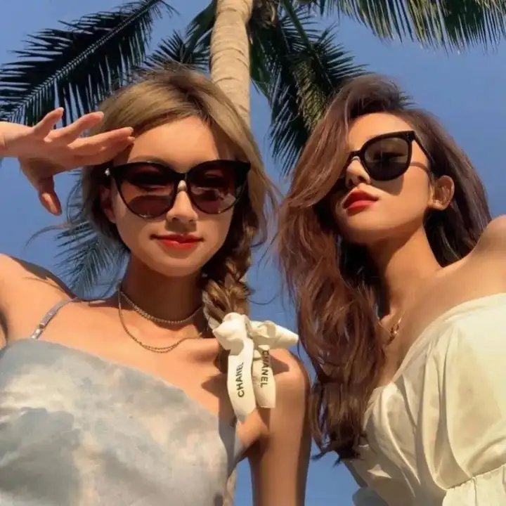 在那一边海报